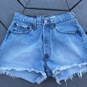 Levi high waisted jean shorts!